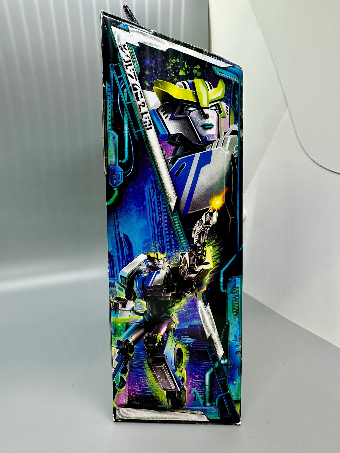 Transformers Legacy United | Universe Strongarm